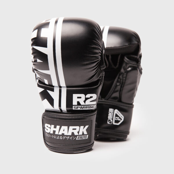 Guantilla-MMA-R2-Negra-Blanca (1) Guante Shark MMA R2 Negro Blanco