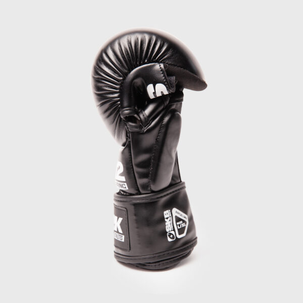 Guantilla-MMA-R2-Negra-Blanca3 Guante Shark MMA R2 Negro Blanco